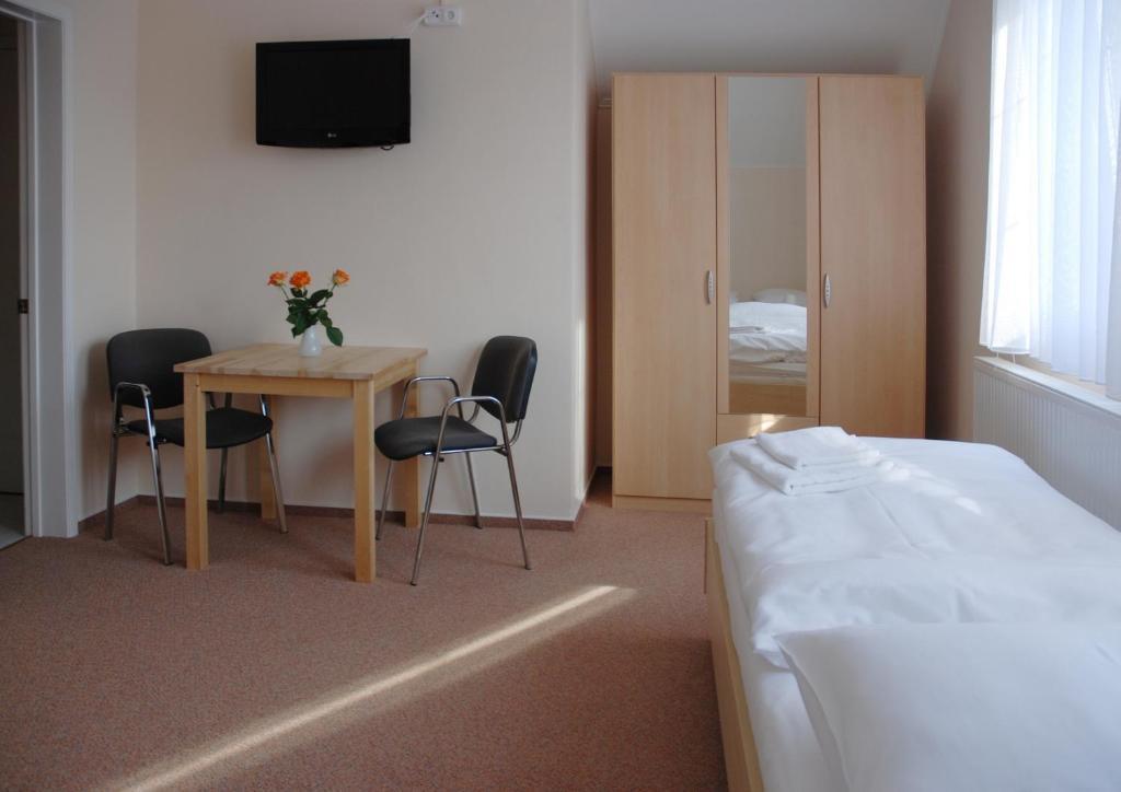 Penzion Duo Mlada Boleslav Room photo